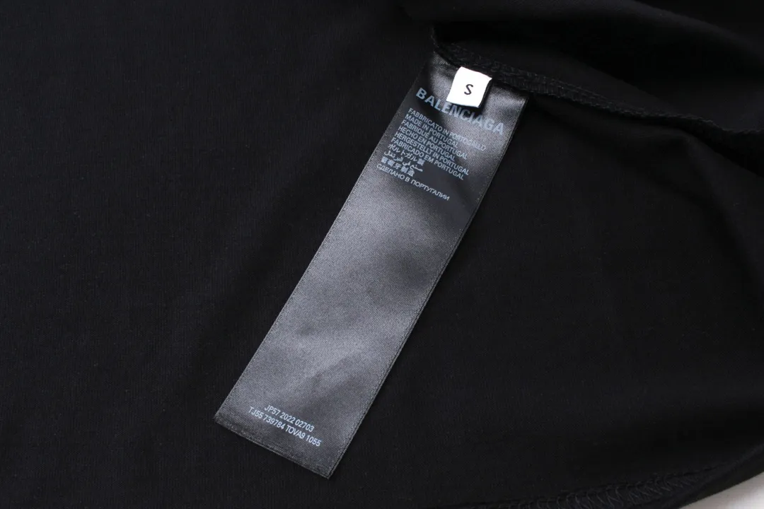 【 . Quality】BALENCI*GA/ .2024 .520 WI-FI T . . Authentic ， ！ ZP 。 260 ， . ， ，。 。 . ， 。 OS . Same Style ：BL 223368 :Black.Cream White Size：XS L